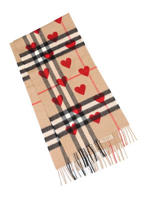 burberry schal herz|Burberry scarf outlet price.